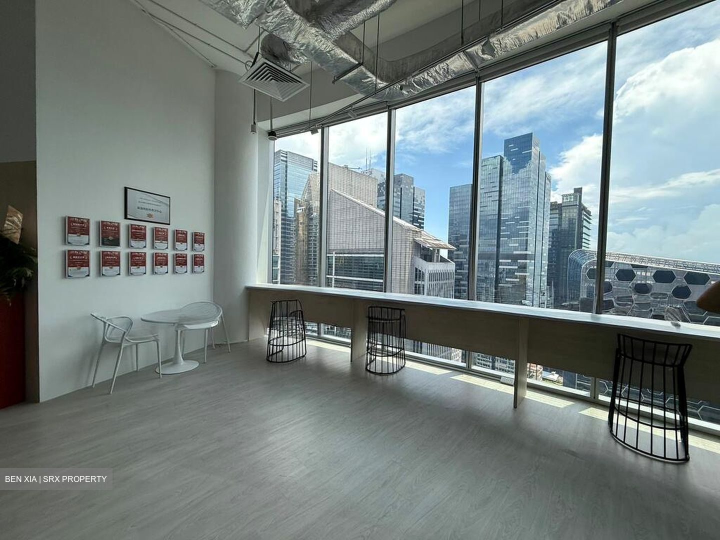 Oxley Tower (D1), Office #575885541